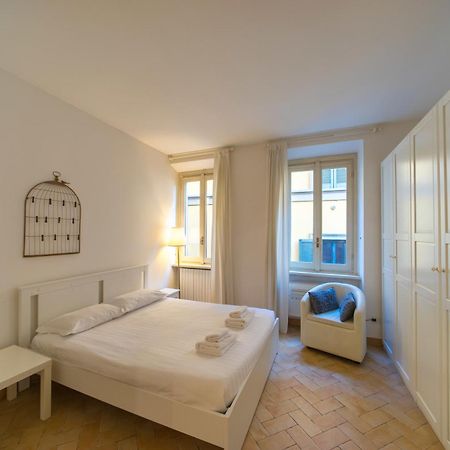 Disciplini Apartment A 5 Min Dal Duomo Мілан Екстер'єр фото